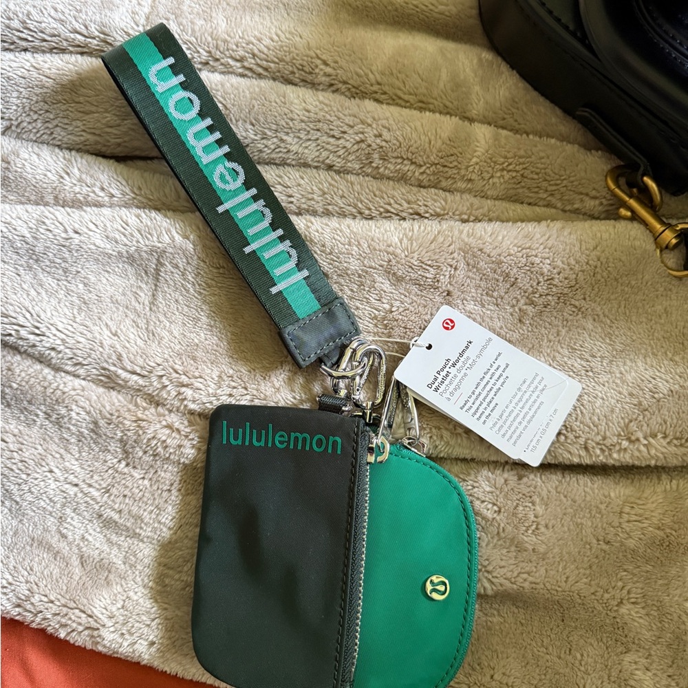 Lululemon dual pouch wristlet